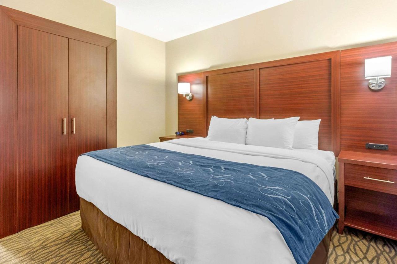 คอมฟอร์ต สวีท โฮเต็ล ดาวน์ทาวน์ วินด์เซอร์ Hotel ภายนอก รูปภาพ
